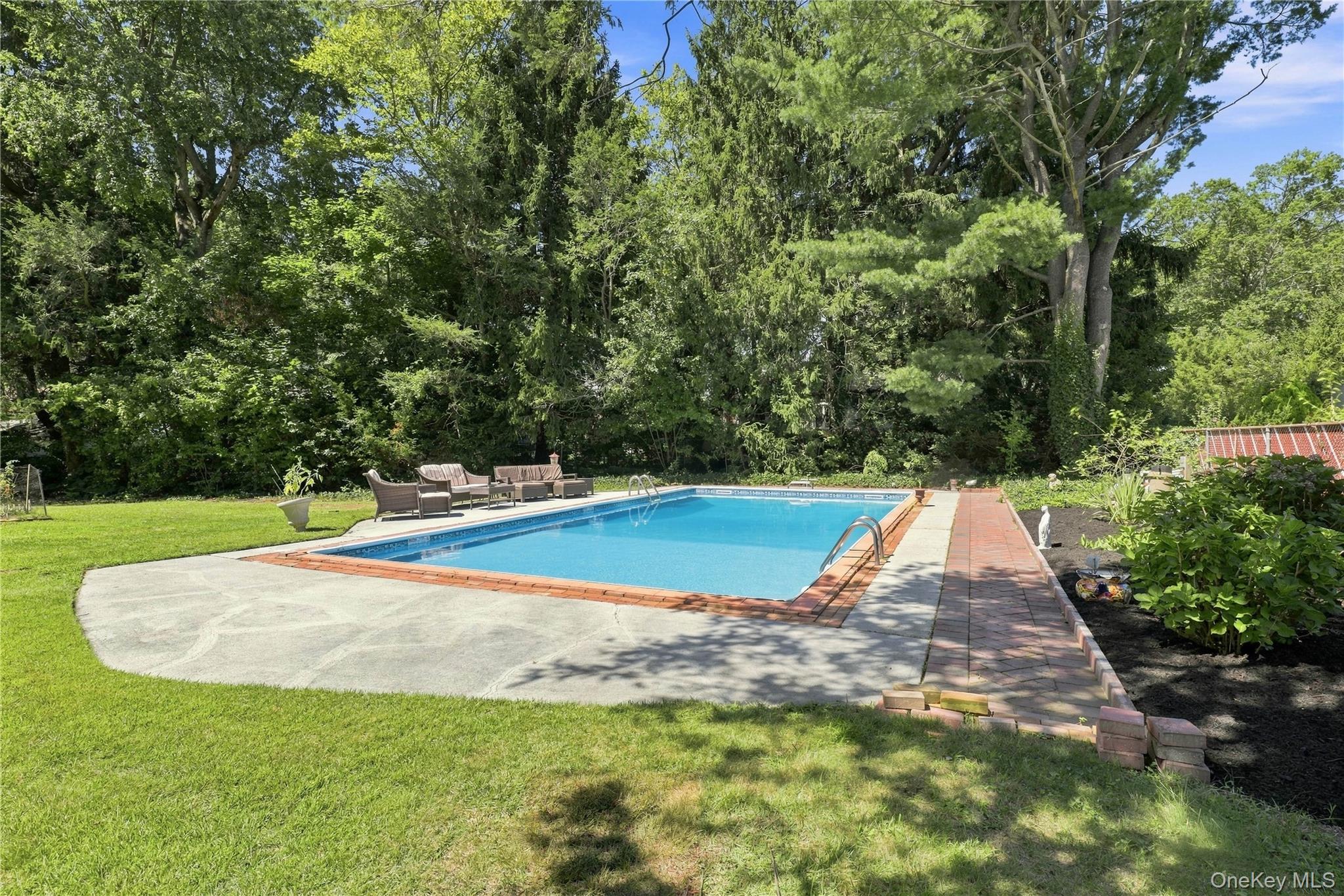 77 Whitson Road