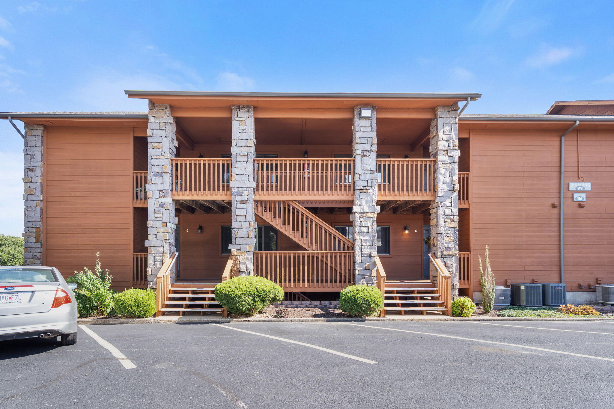 161 Avondale Drive 5