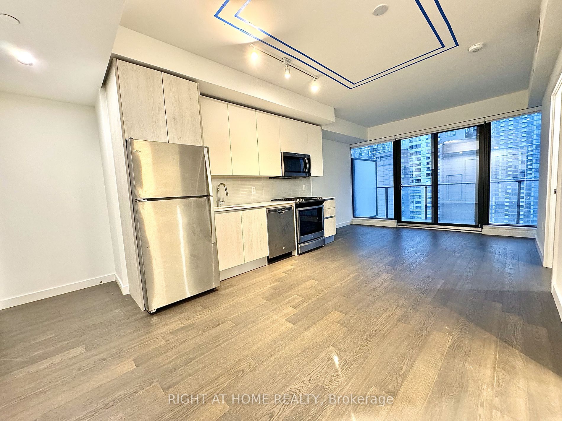 2A Church St St 2206