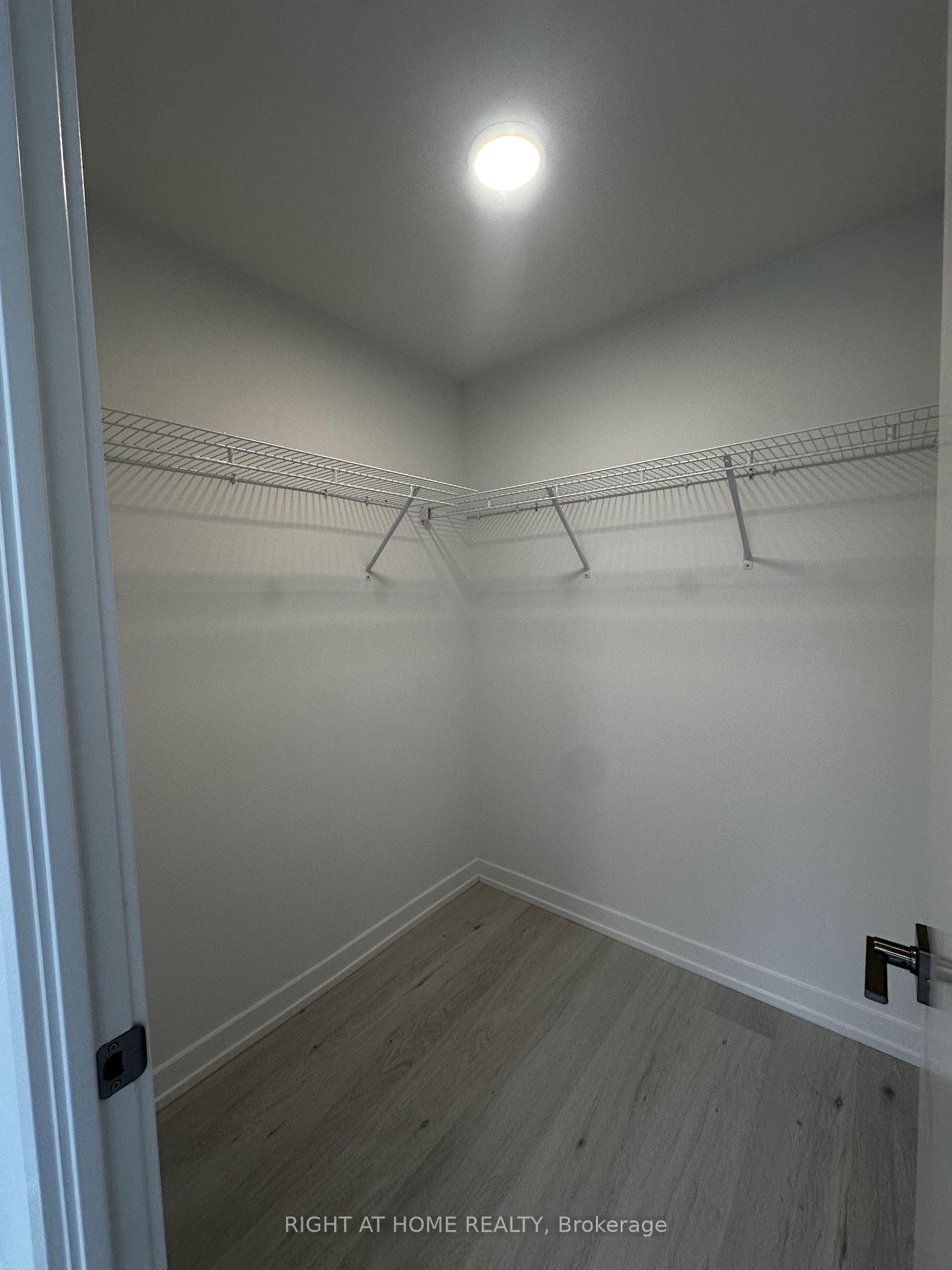 2501 Saw Whet Blvd 252