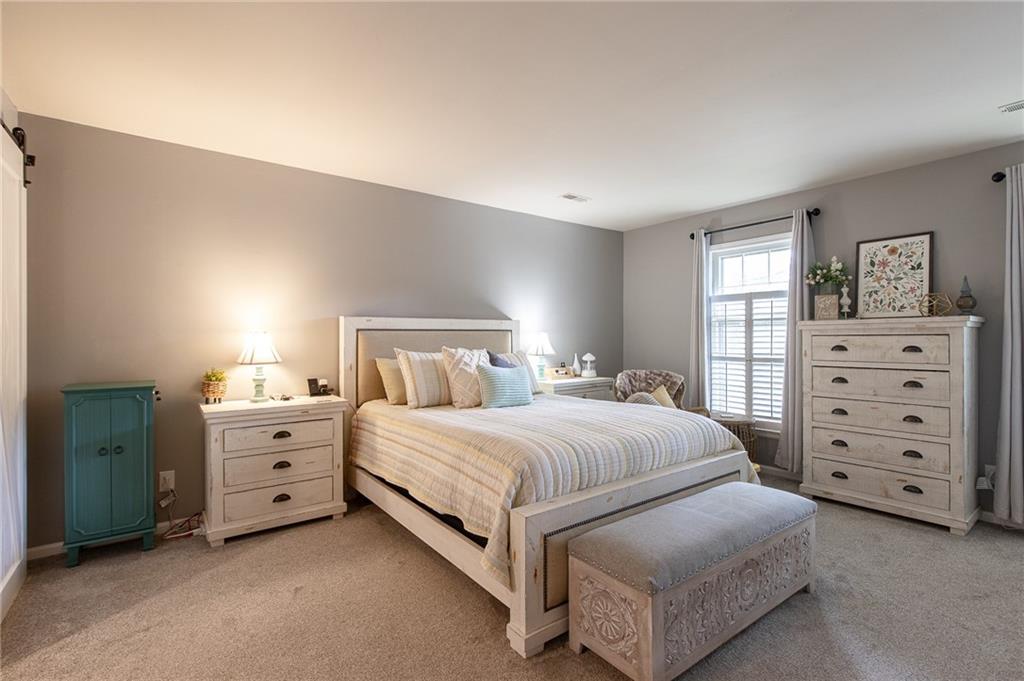 3743 NE Woodland Court