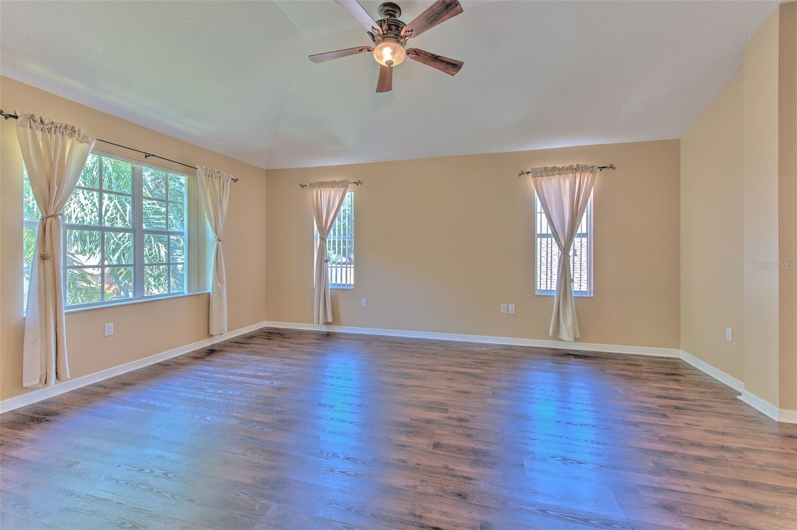 3142 Bent Creek Dr