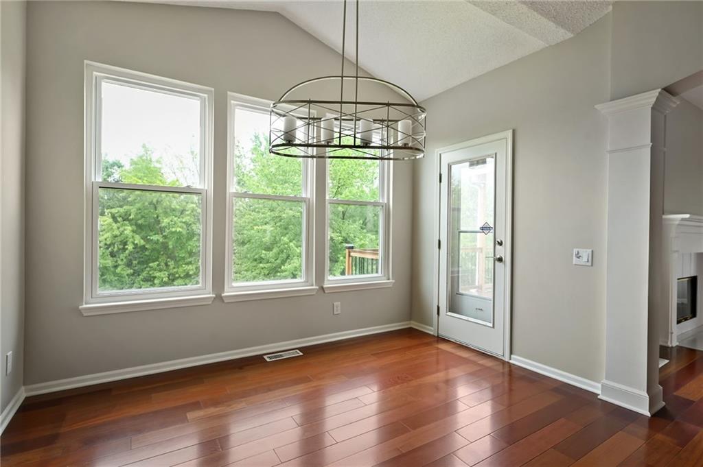 9201 N Charlotte Court