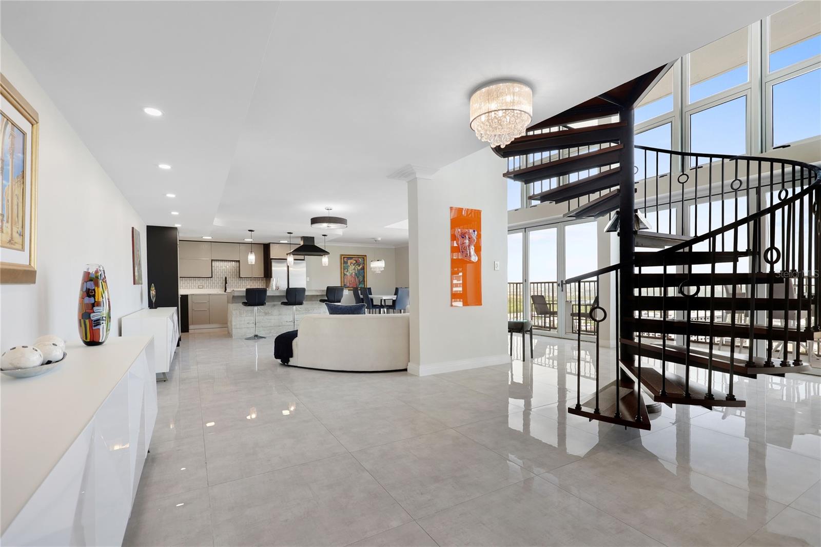Spacious two-level penthouse at Cobian's Plaza, 1607 Ave. Ponce de Leon, San Juan. This residence offers approximately 2,500 sq. ft. plus balcony and features 3 bedrooms, 3 bathrooms, living room, dining room, family room, laundry area, and 2 covered parking spaces. Additional features include a battery backup system, while the building provides a water cistern. HOA of $383.85/month. Excellent location: walking distance of Pueblo Supermarket, restaurants, Planet Fitness, medical offices, Centro de Bellas Artes, beauty salons, and Parque Ciudadela. Apartment cleaning is included twice a month.