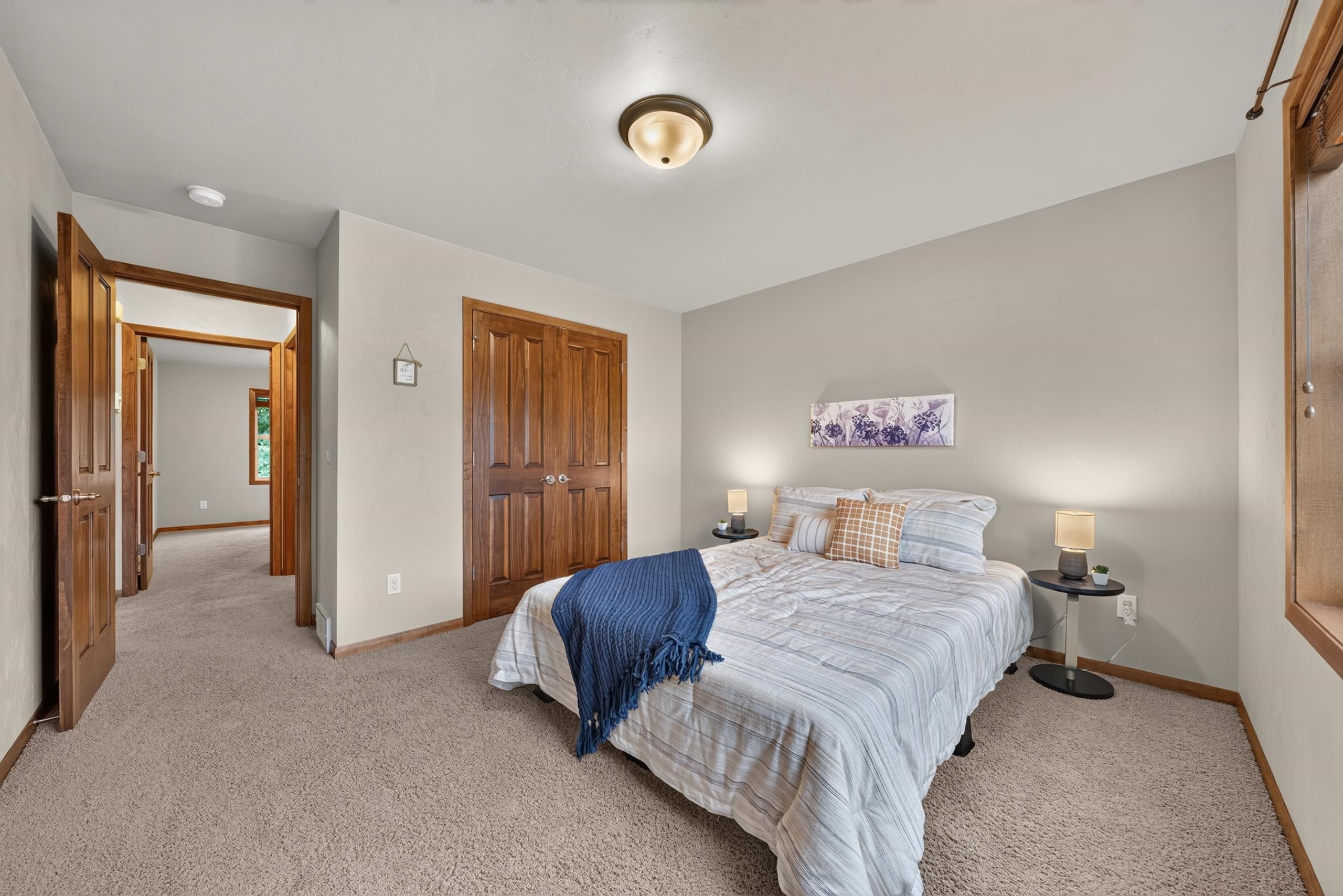 3875 Duchess Lane