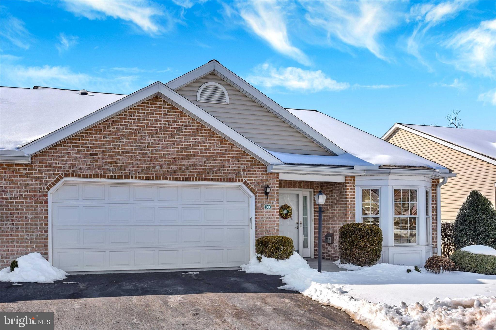33 Creek Bank Dr  