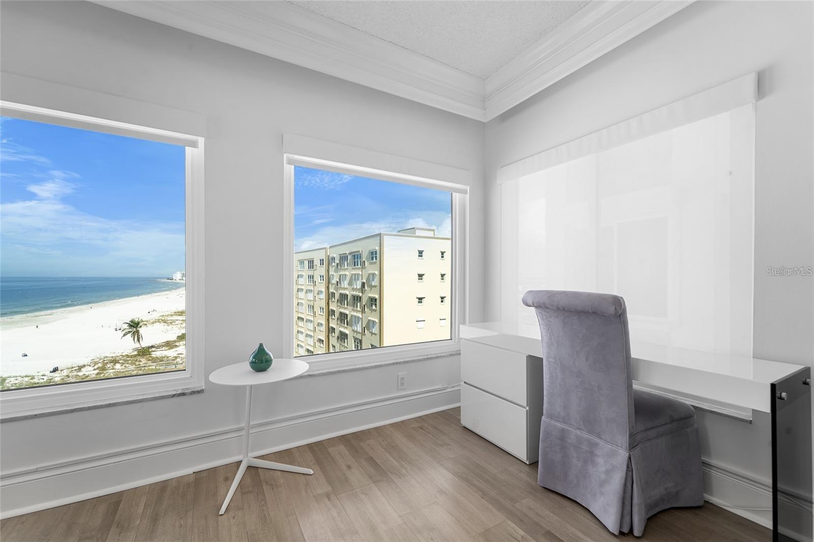 4950 Gulf Boulevard 807