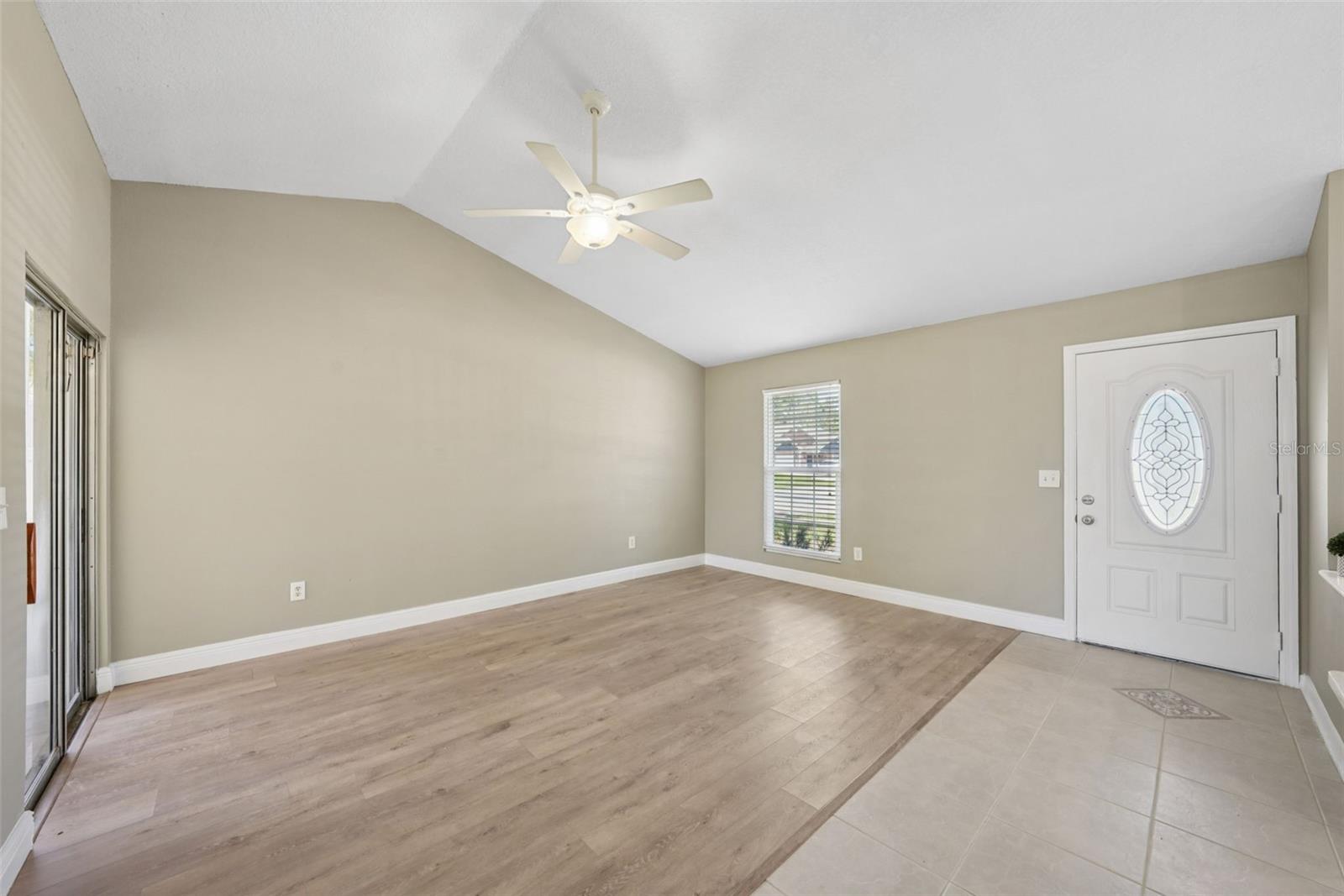 8201 Clermont St