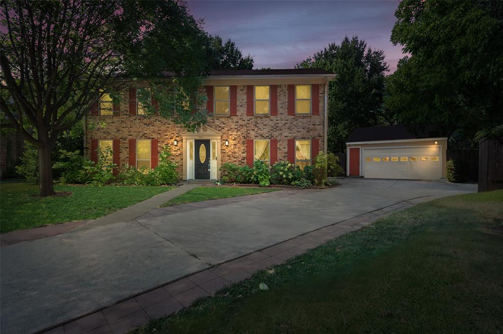 3901 White Oak Court, Flower Mound, TX