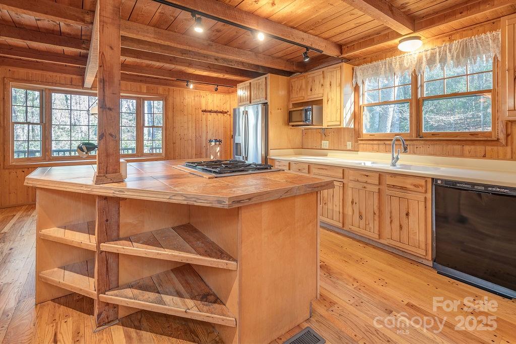 14 Woods Drive