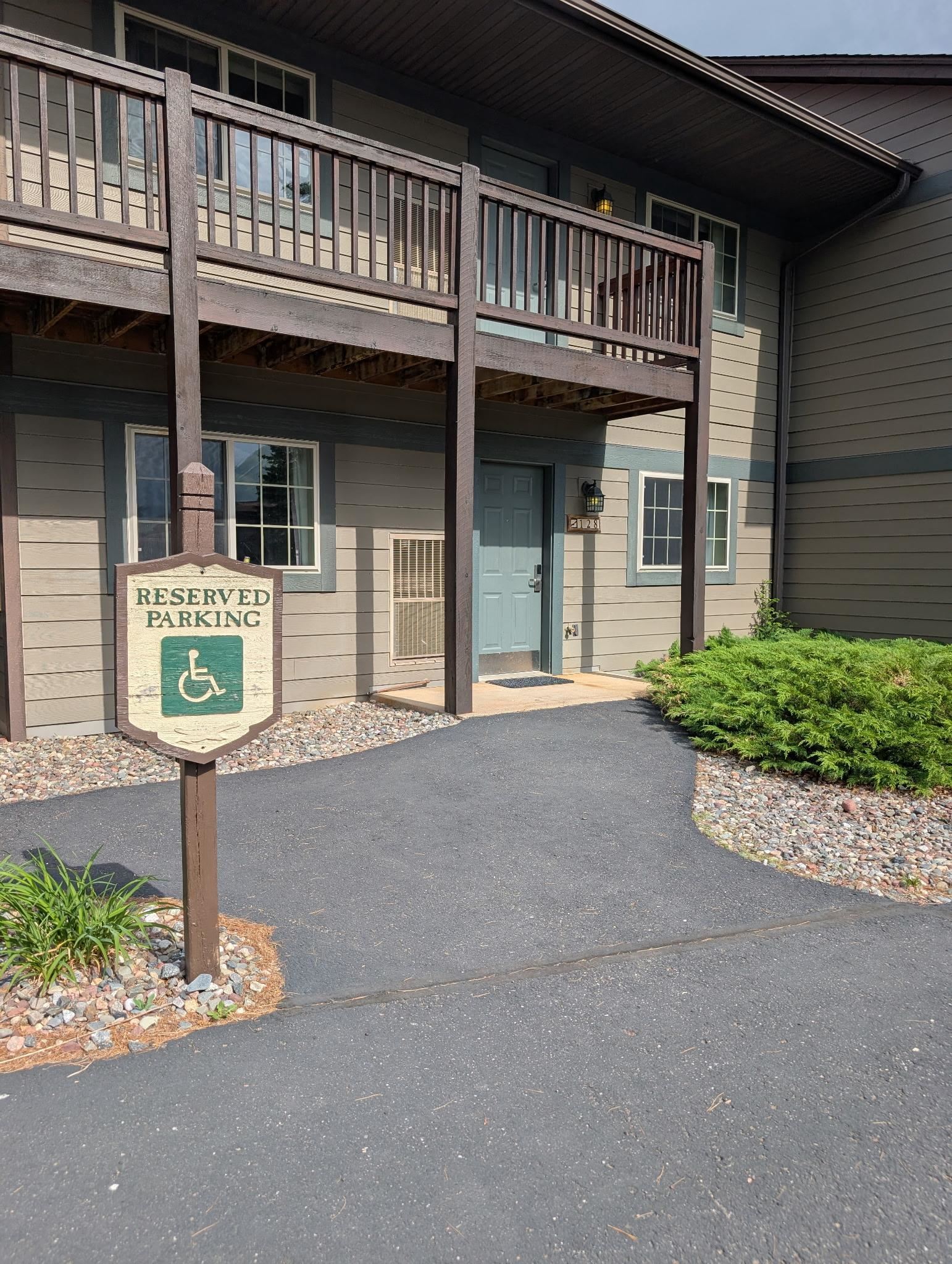 2012 Wild Eagle Lane 128