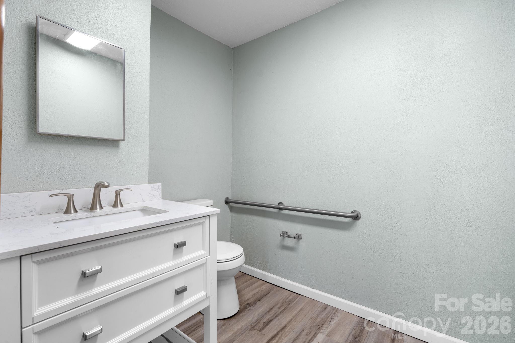 121 13th Street SW