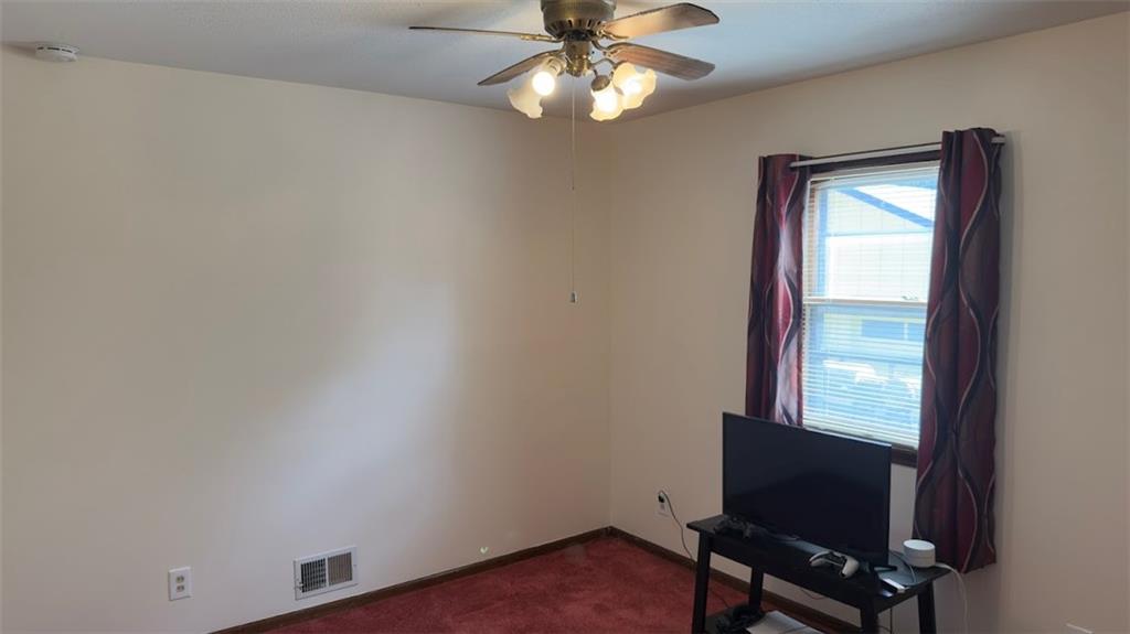 327 E Longfellow Street