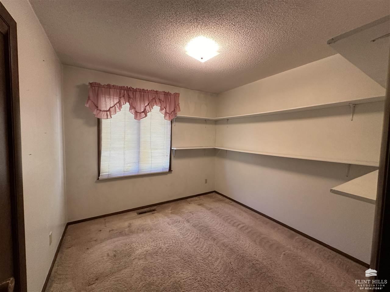 1718 Cedar Crest Drive