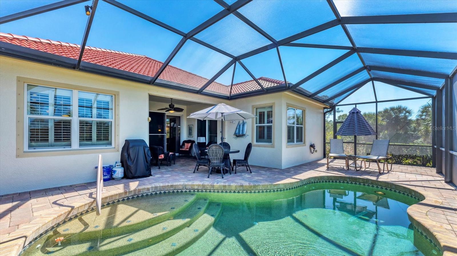 13392 Creekside Lane