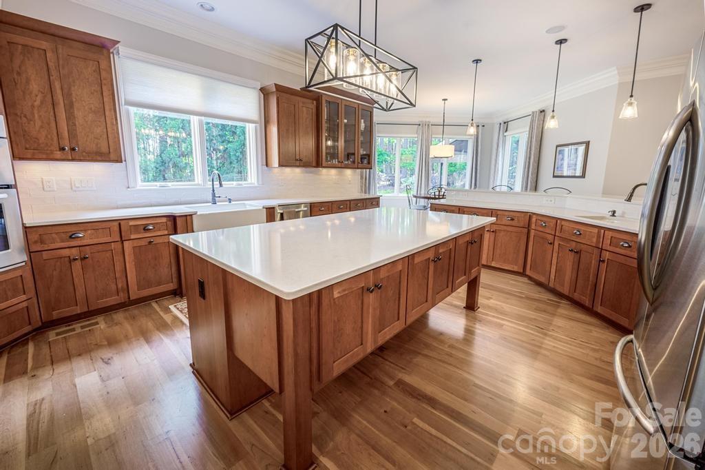 7315 Bay Ridge Drive