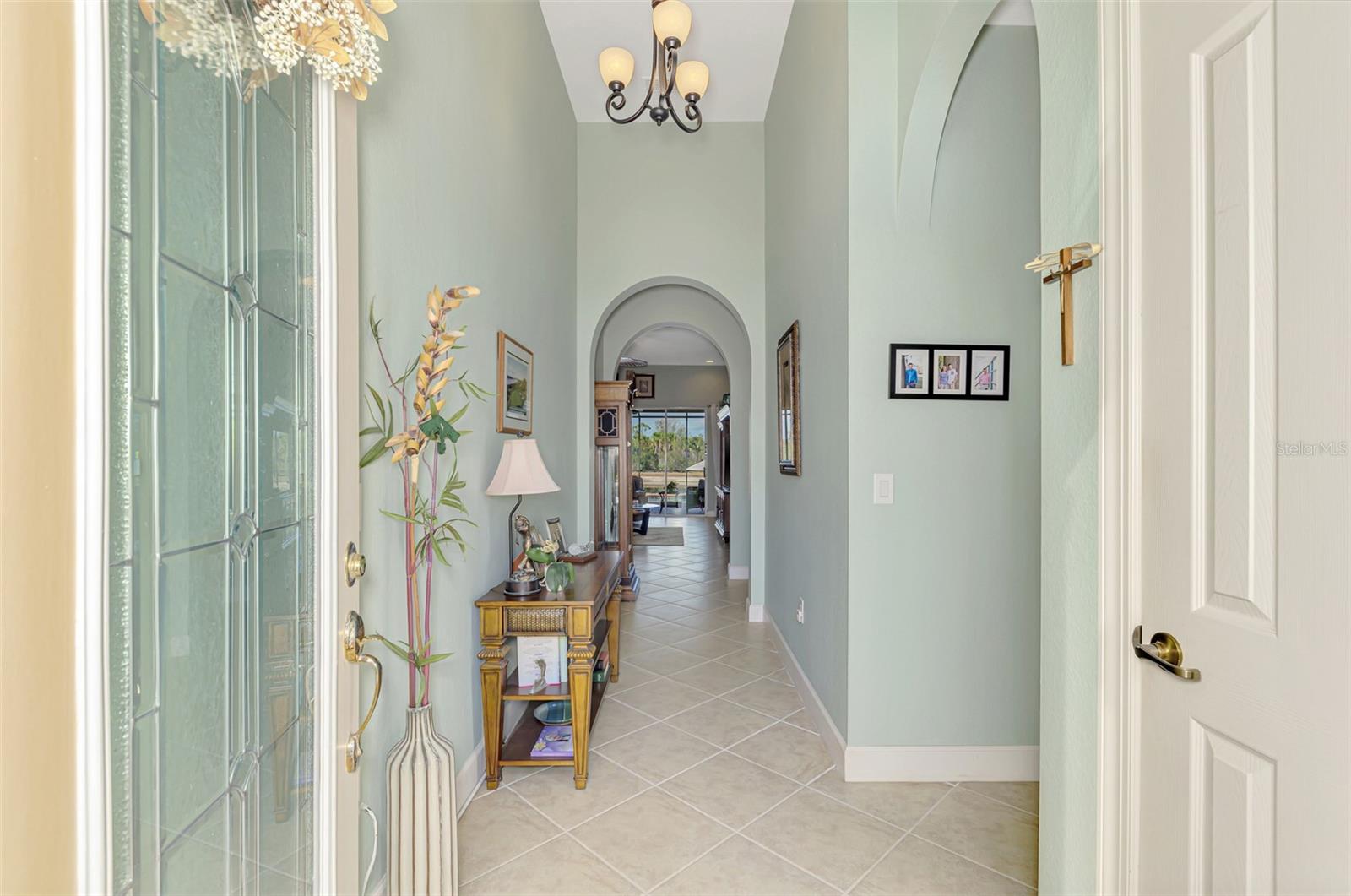 13344 Creekside Lane