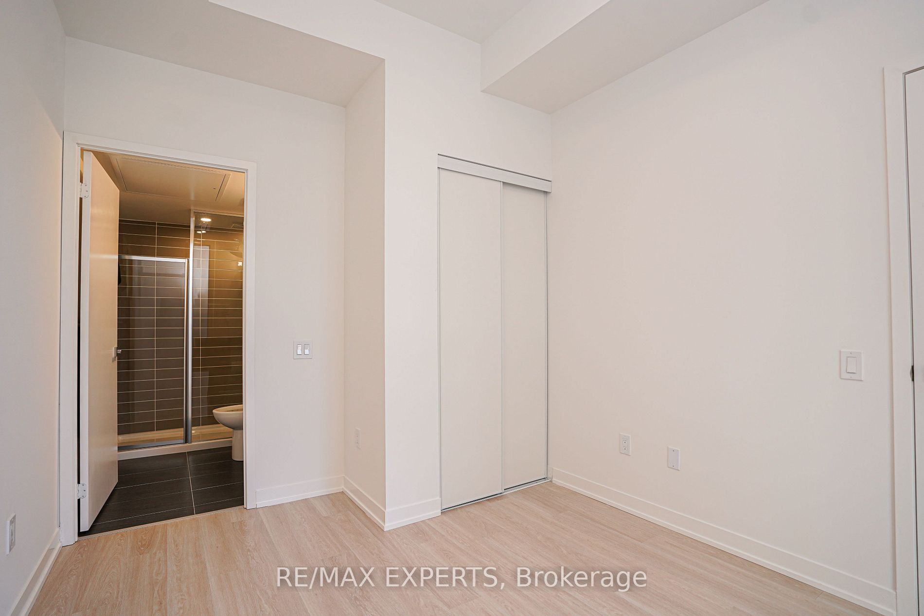 500 Wilson Ave 532
