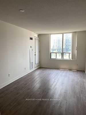 28 Empress Ave 1001