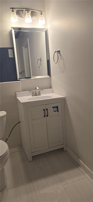 4948 N Fremont Avenue