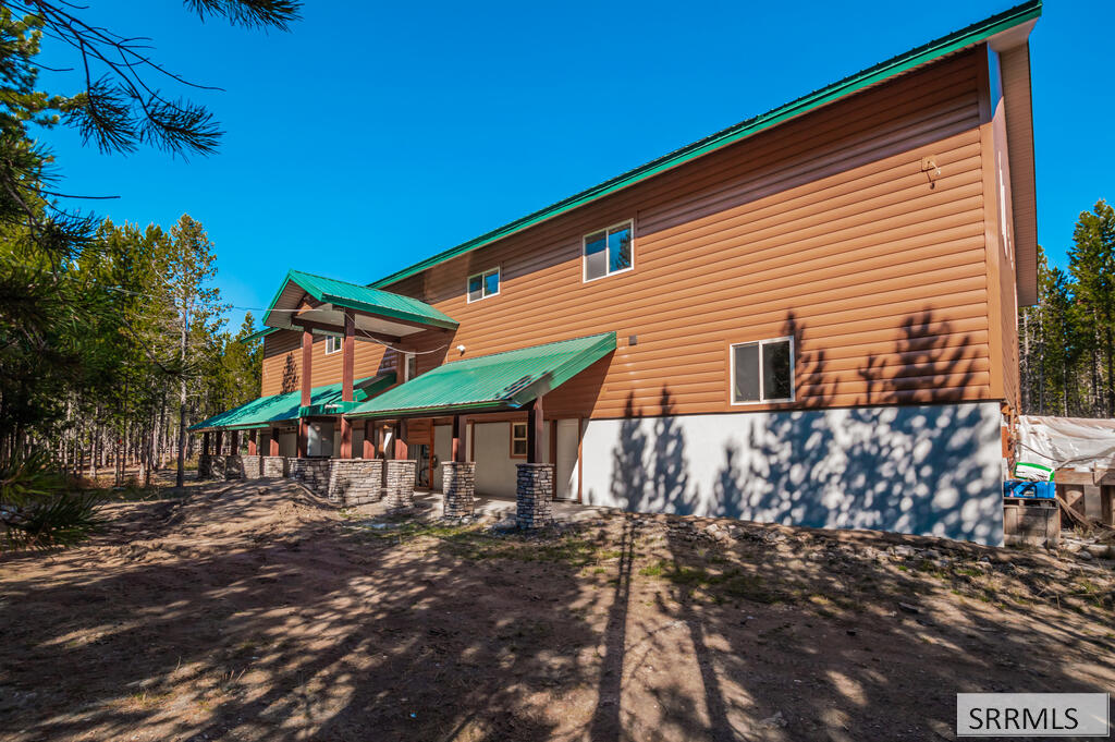 4460 Brody's Cove