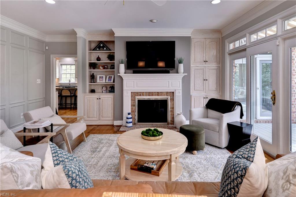 2333 W Island Road