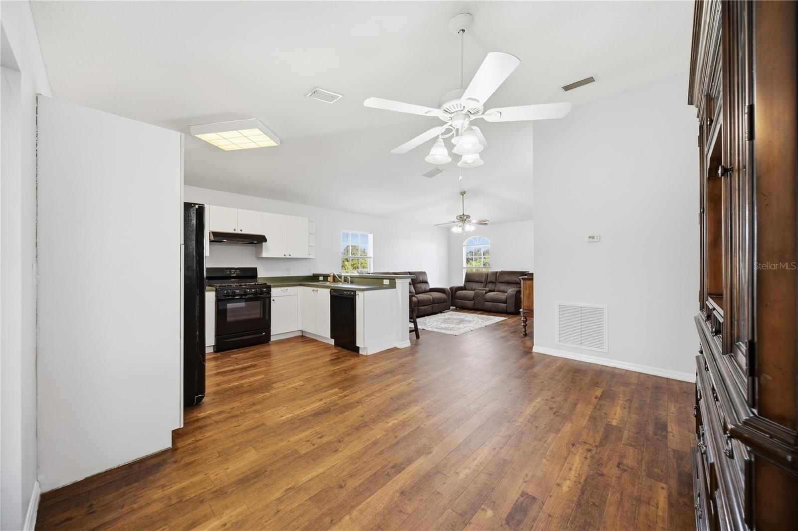 1017 77th Street E