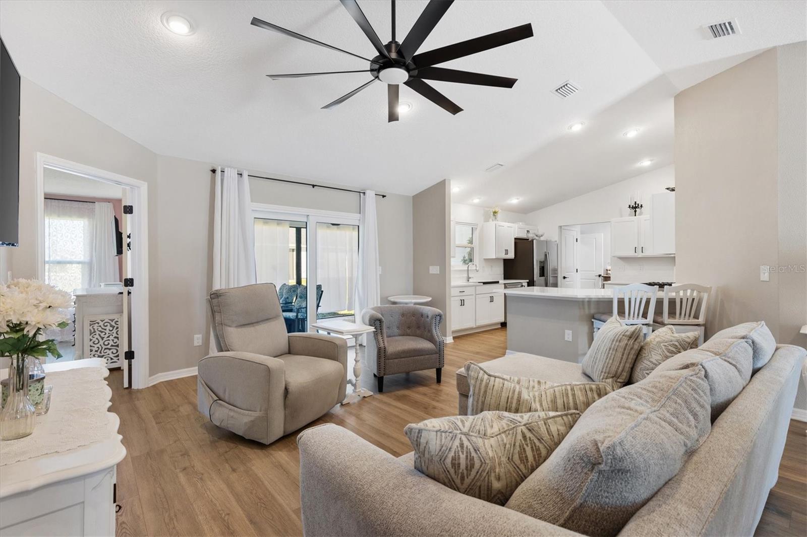7427 Munday Lane