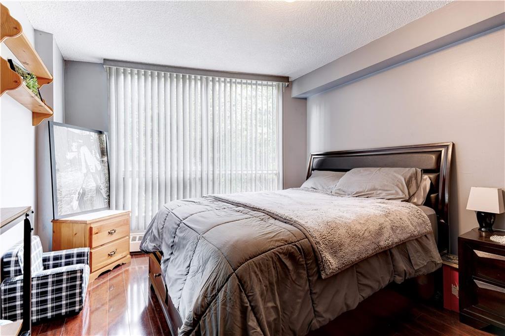 150 CHARLTON Avenue E 308