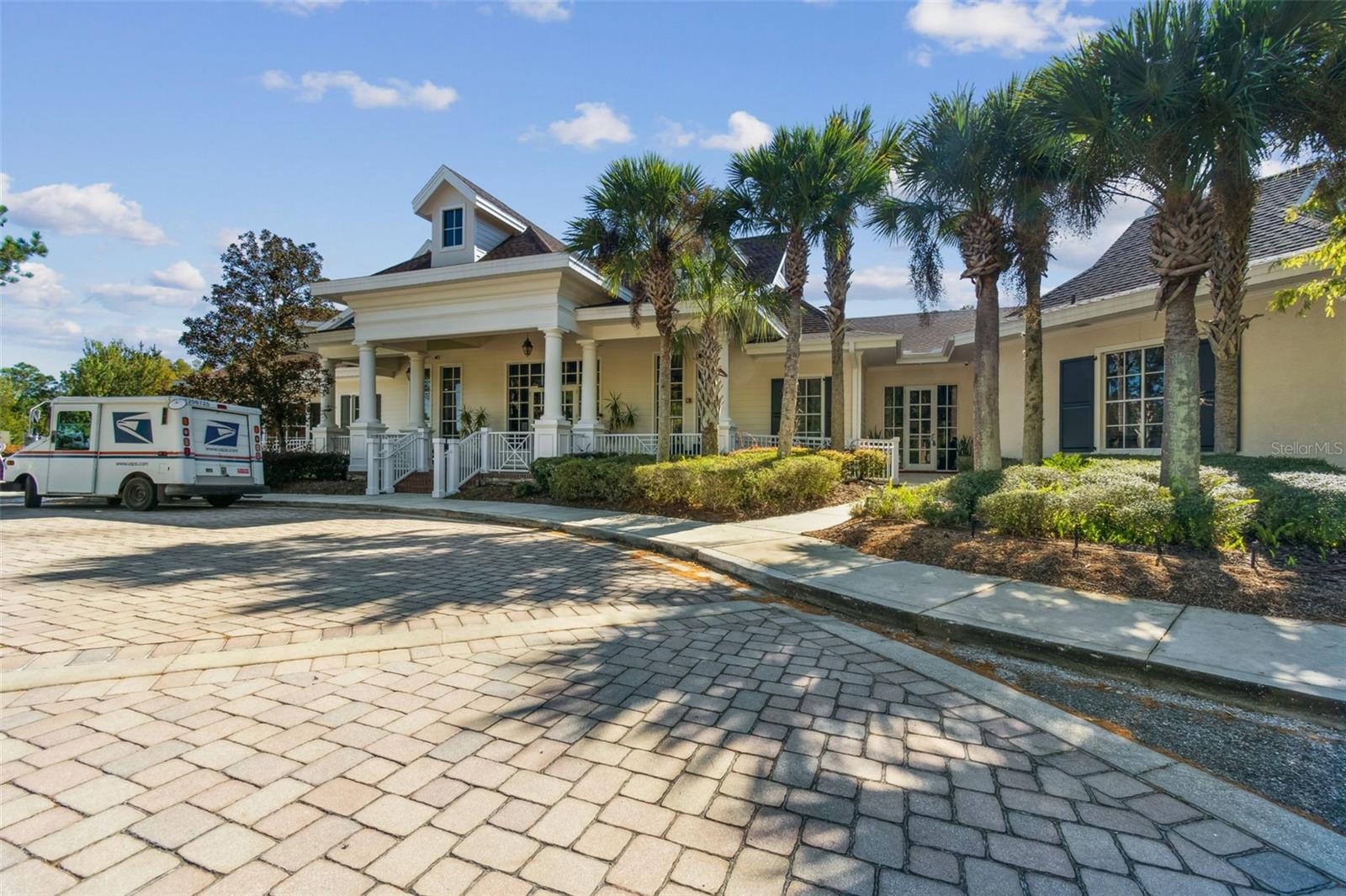 8621 Eagle Brook Drive