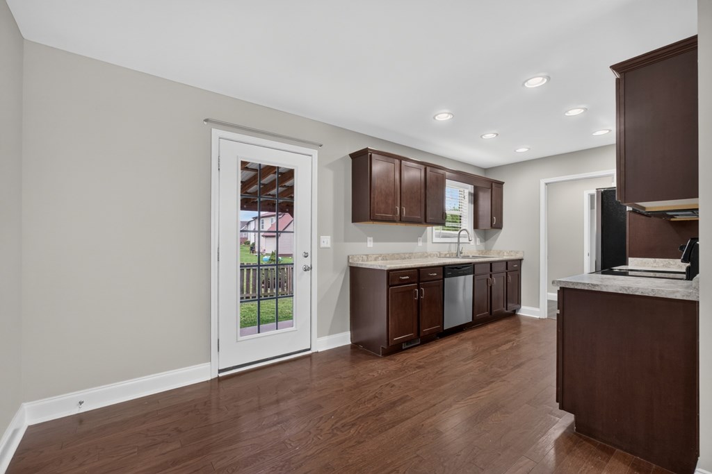 1622 Bobby Nichols Dr