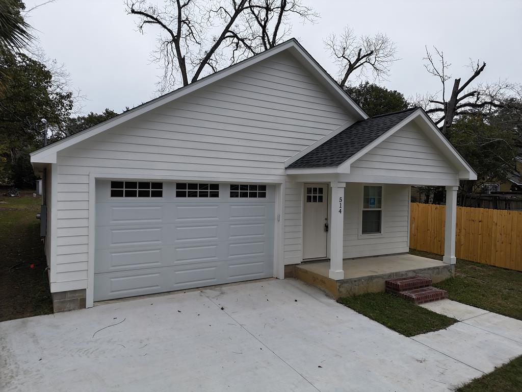 New construction 3 Bedroom 2 bath home ready  for you to move in. Close to downtown Thomasville. This home has lots of cabinets. Luxury vinyl flooring, lots of cabinets with open floor plan. Refrigerator is included. Backyard includes privacy fence.