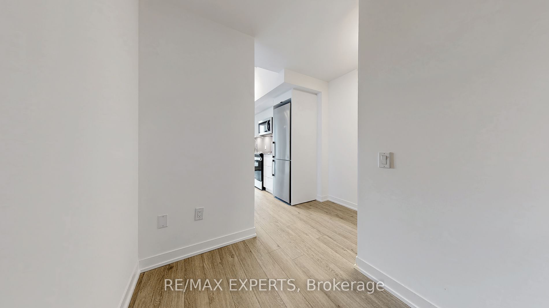 500 Wilson Ave 824