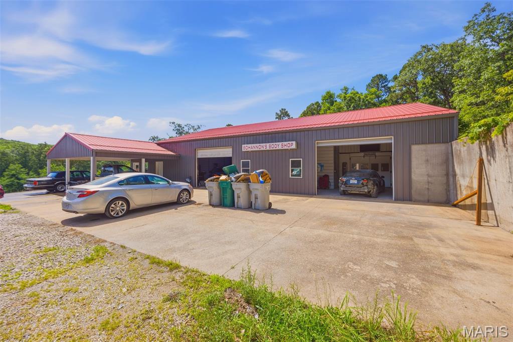 12410 S State Highway 21