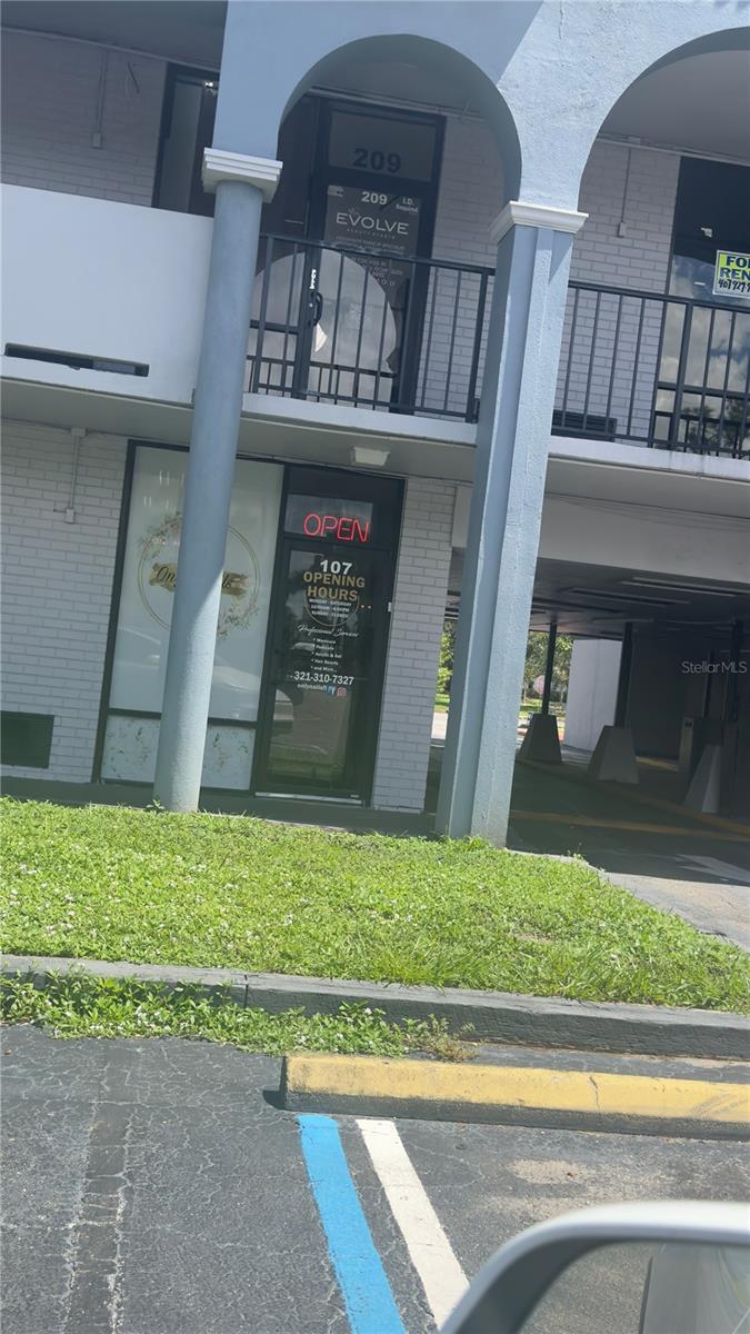 8421 S Orange Blossom Trail, Orlando, FL