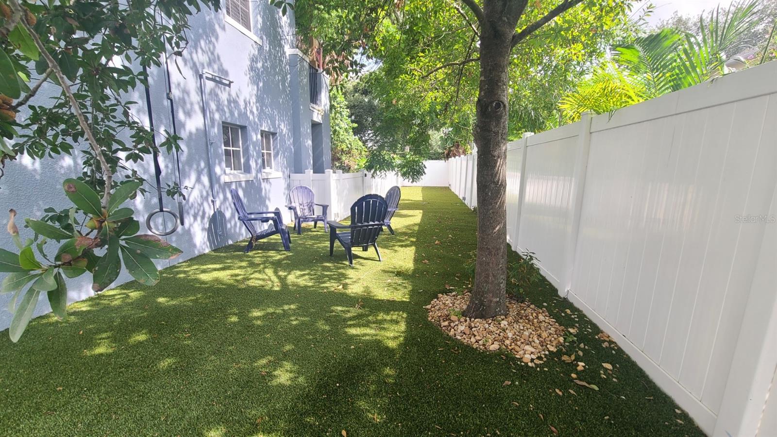 206 S Arrawana Avenue 3