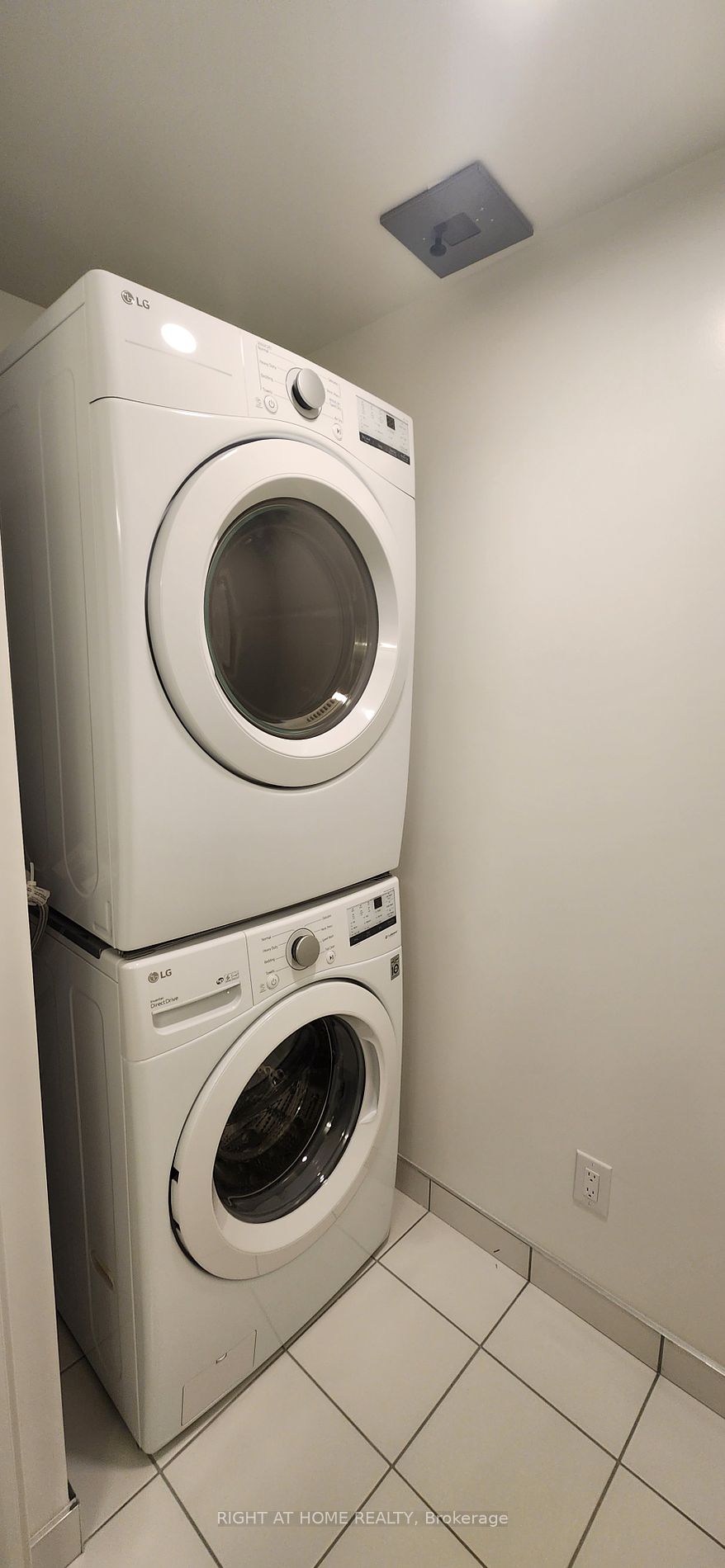 8119 Birchmount Rd 917