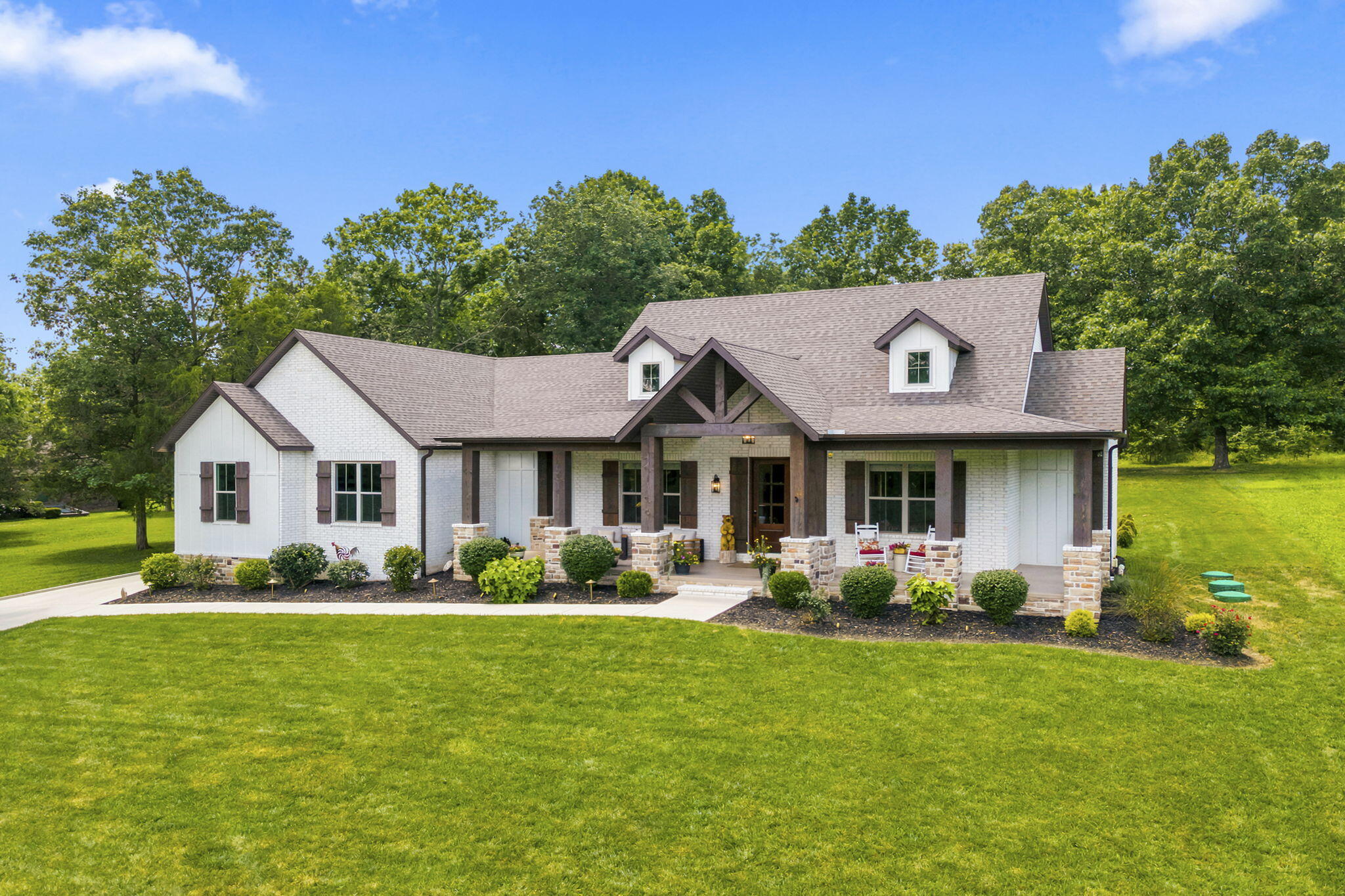 722 Seven Pines Drive