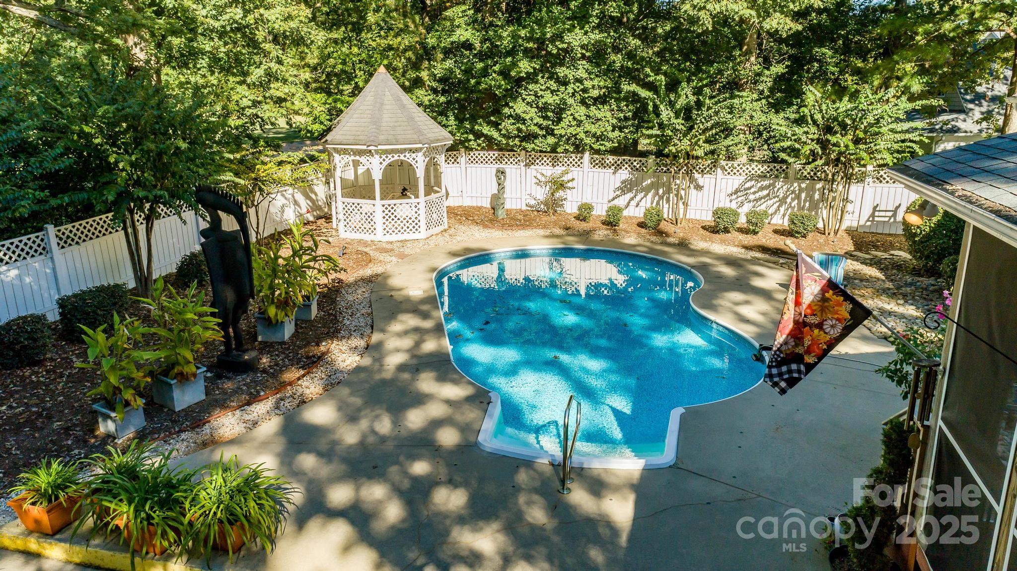 7843 Nine Iron Court