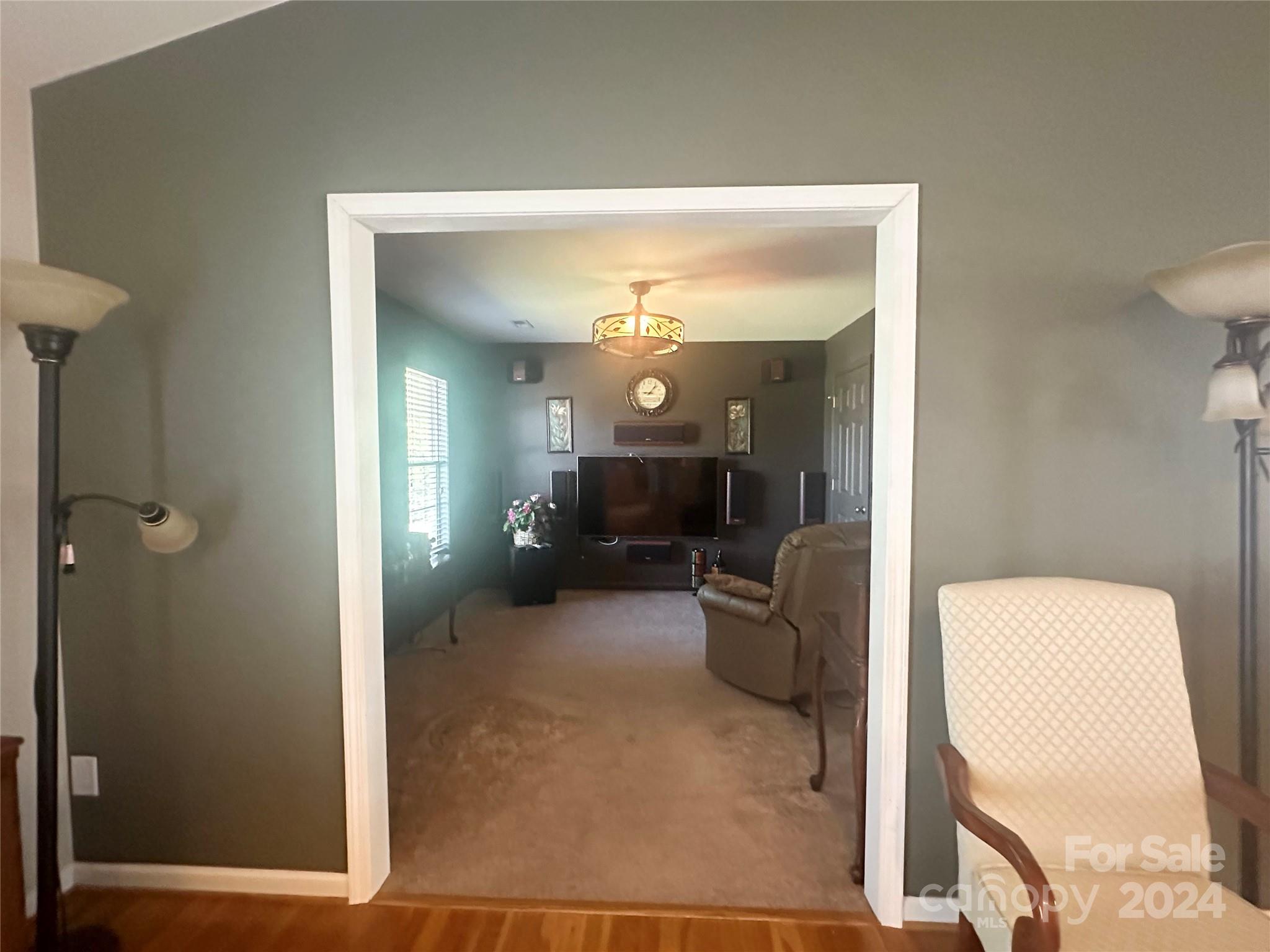 124 Deer Creek Drive