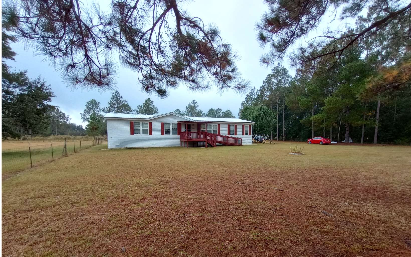 Live Oak Real Estate 10850 129th Rd Live Oak ,FL available for 220,000