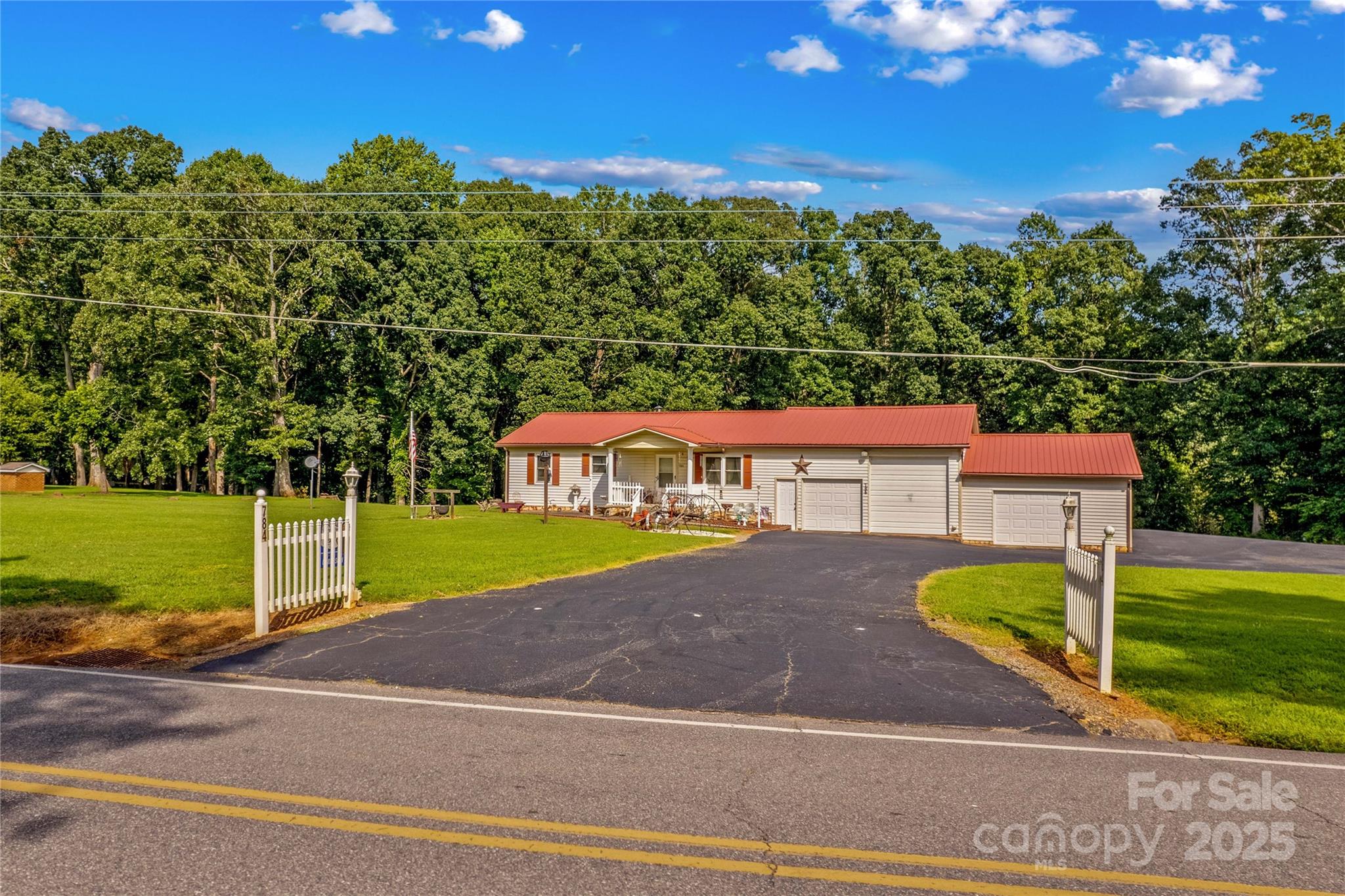 784 Whites Farm Road