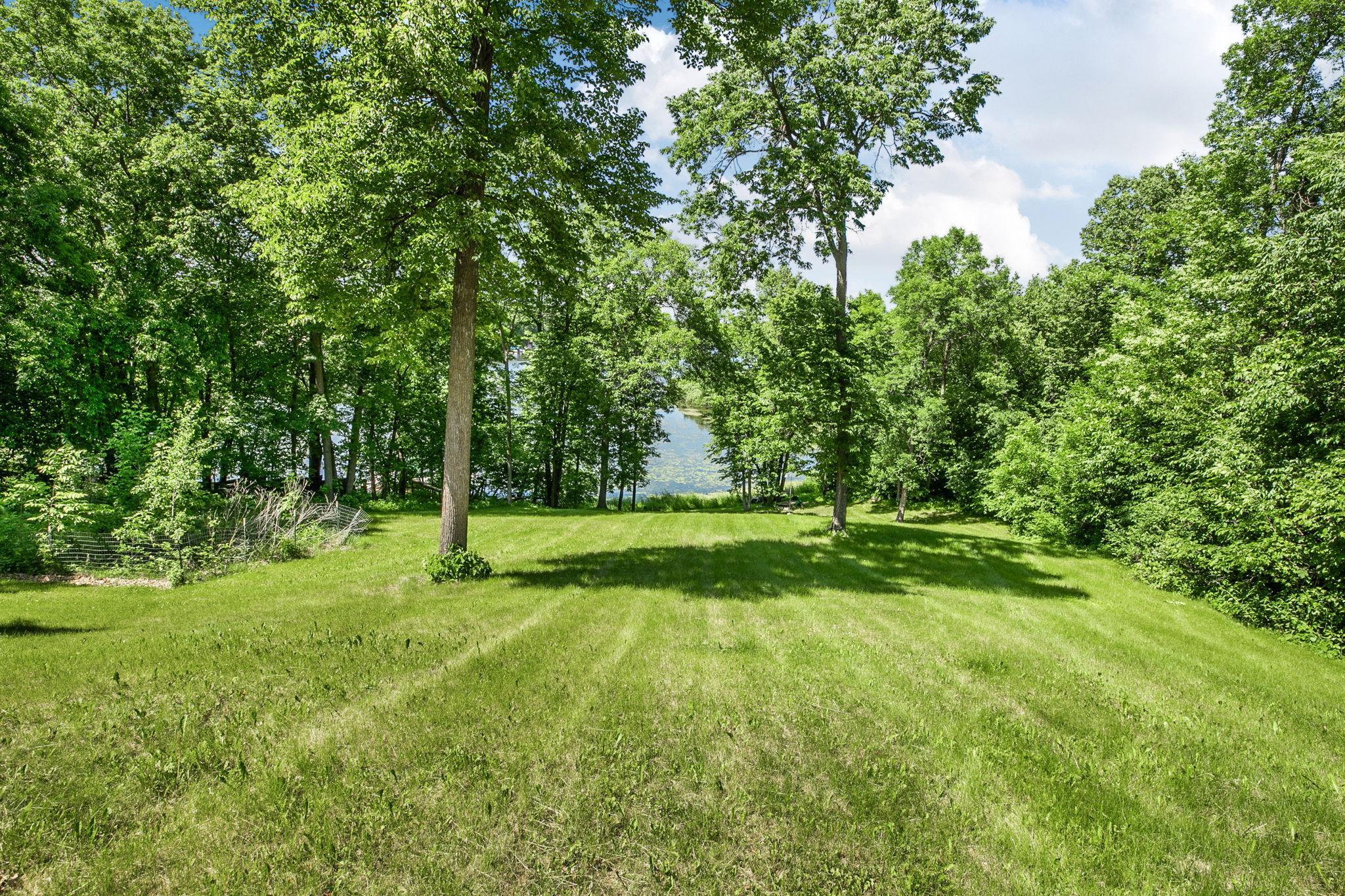 20368 Edgehill Circle