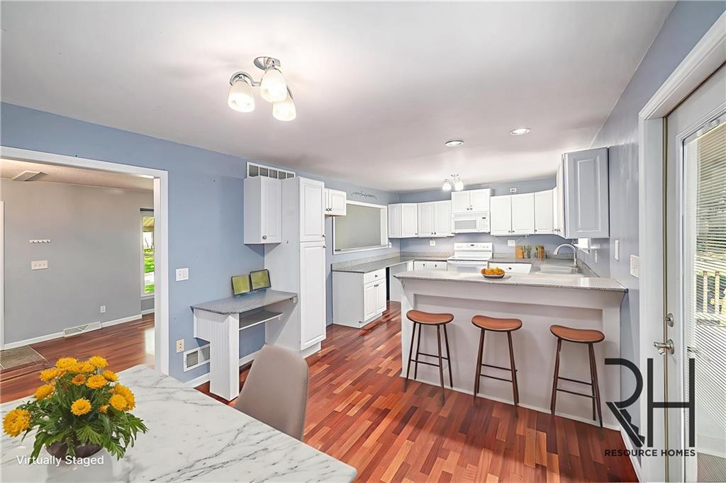 1600 NE 49th Terrace