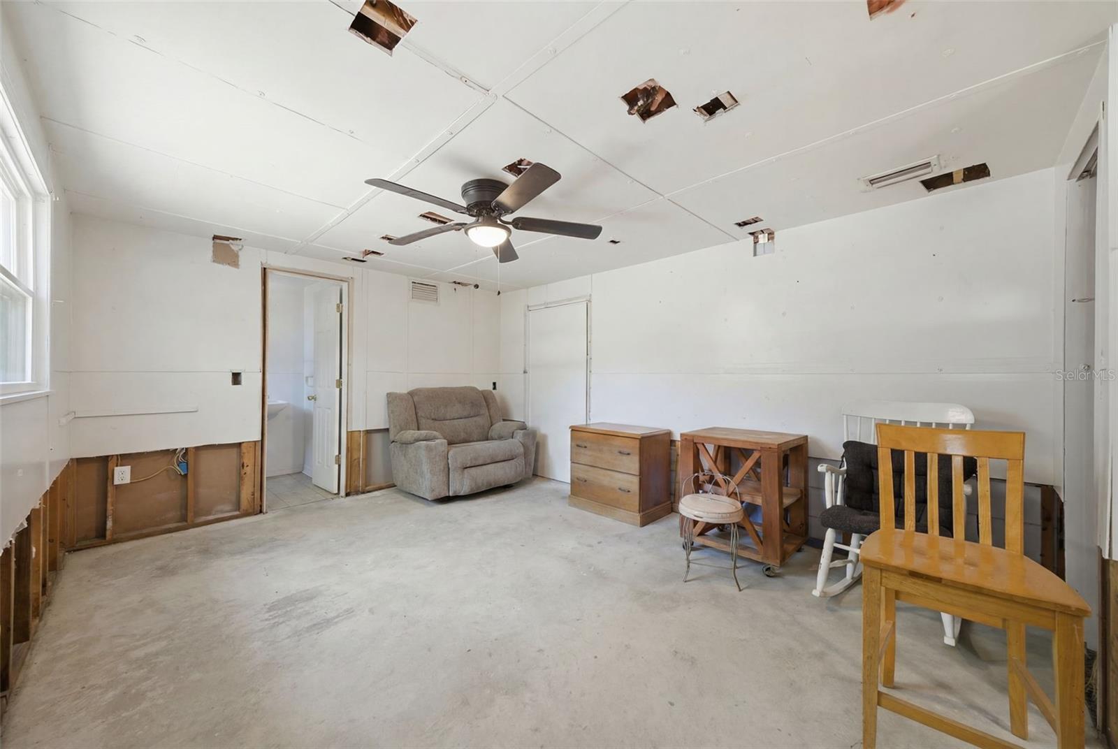 11410 Thomas Road
