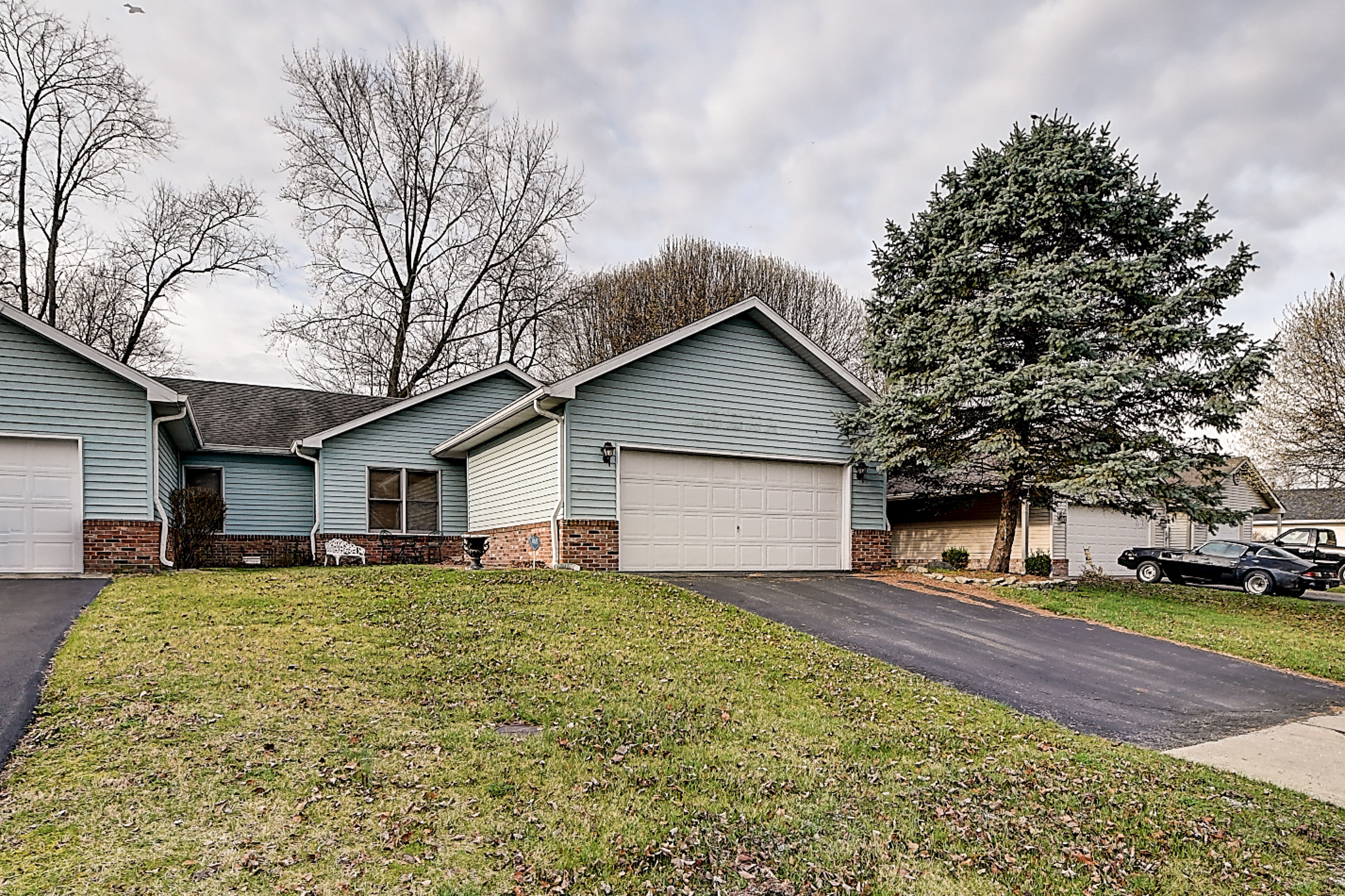 7715 Orchard Village Drive
