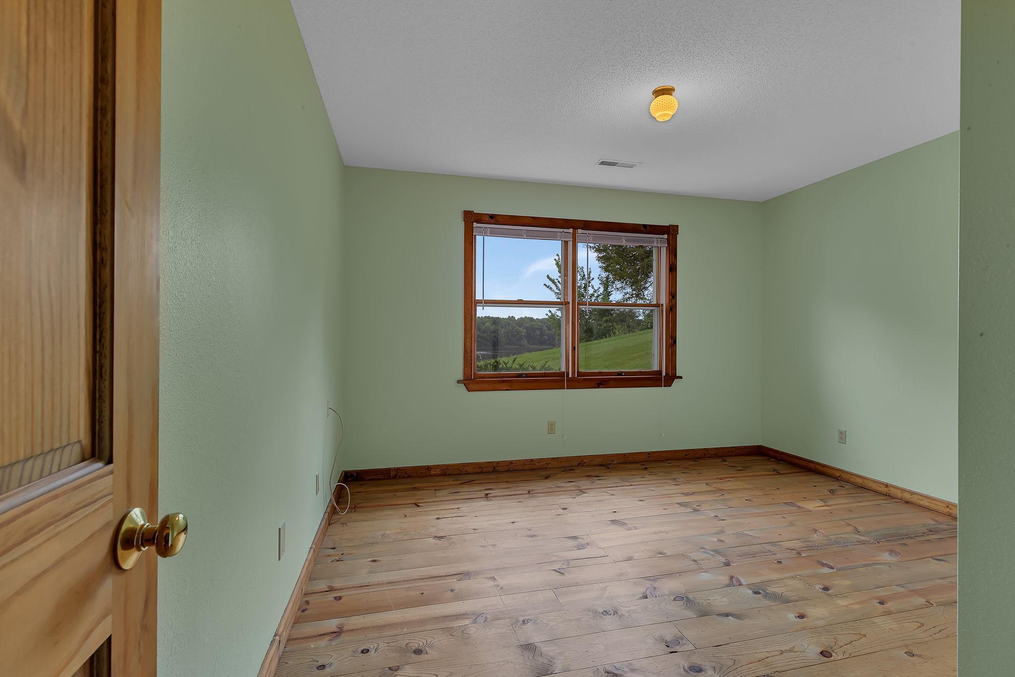 10315 Ferry Point Place NW