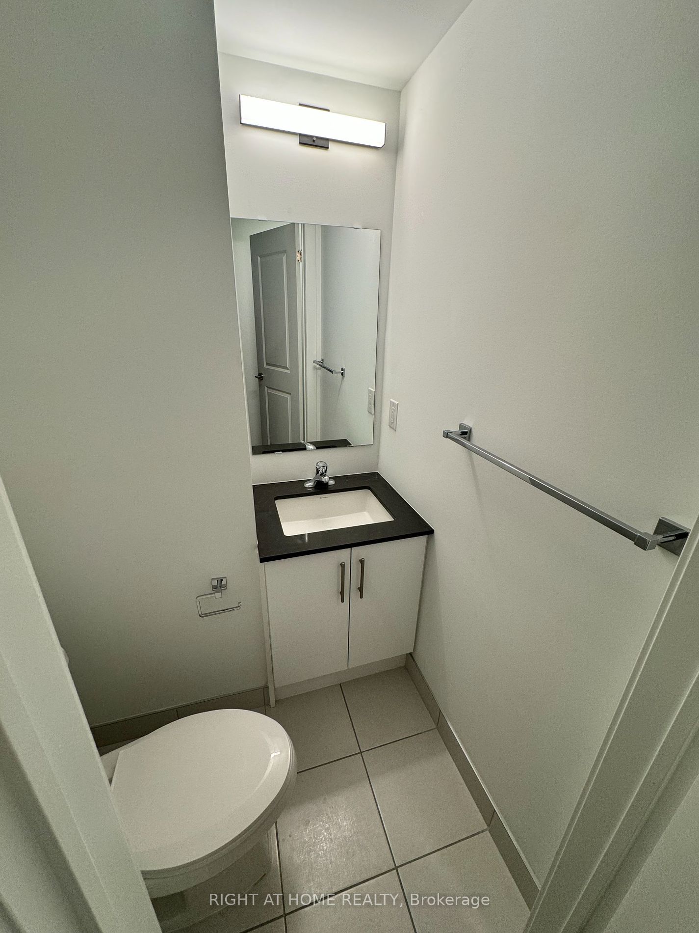 1085 Douglas Mccurdy Comm Rd 112