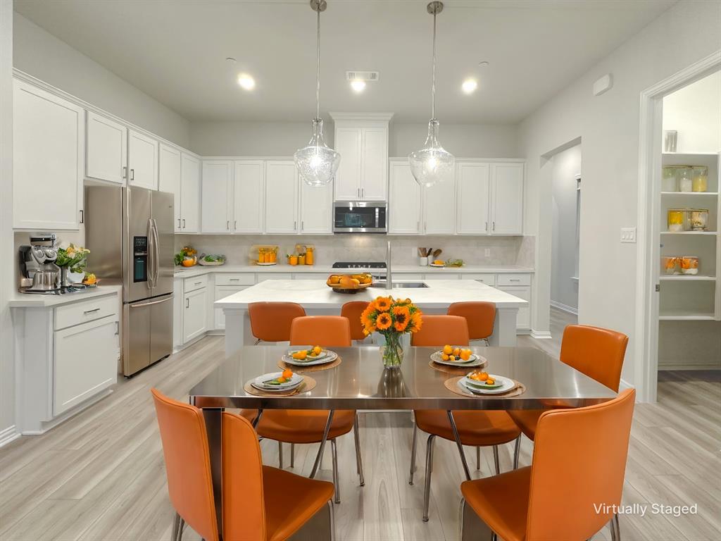 8378 Massive, Drive Frisco, TX
