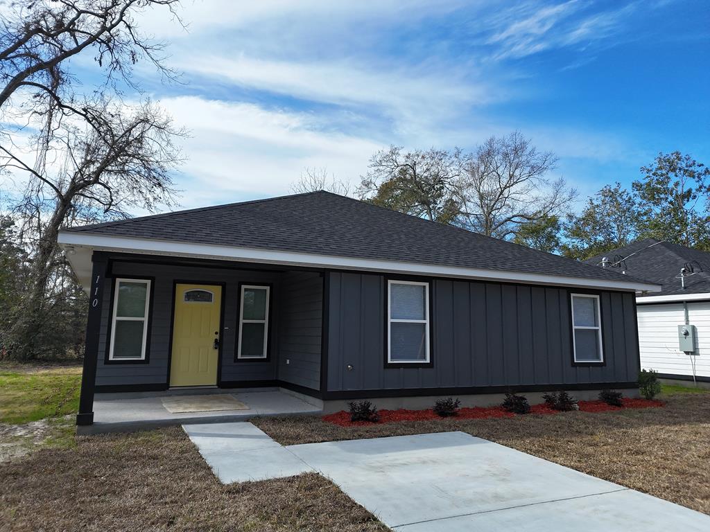 Great 3BR/2 Bath home on Ely St. Constructed in 2025 and available NOW! Call your favorite agent TODAY for a closer look. For a virtual tour, click here: https://my.matterport.com/show/?m=H3Sv5arexNR&mls=1